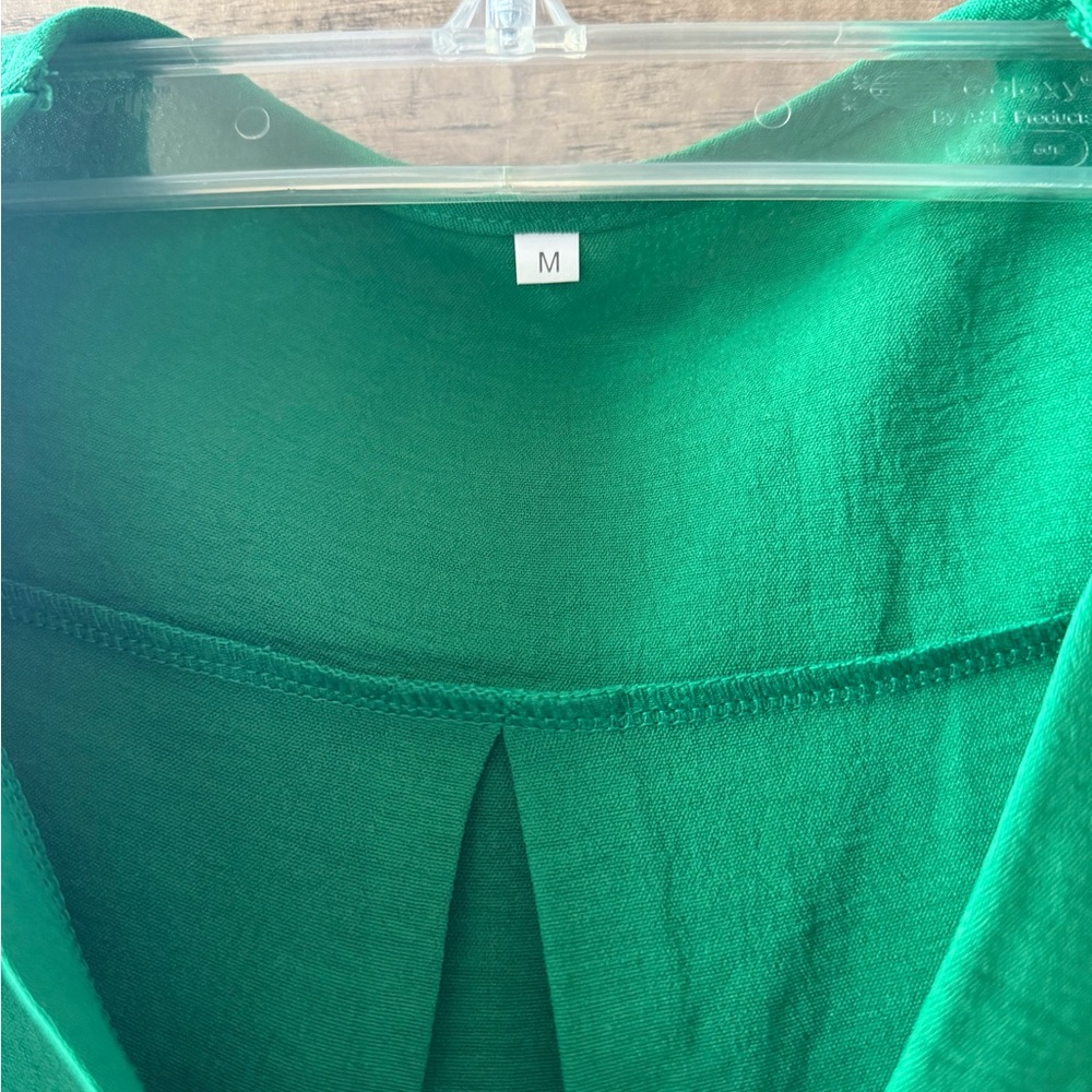 Green Ruffle Sleeve Top - Picture 3 of 3